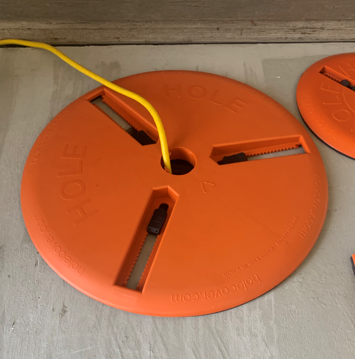 6-12” Large Round Adjustable Holecover